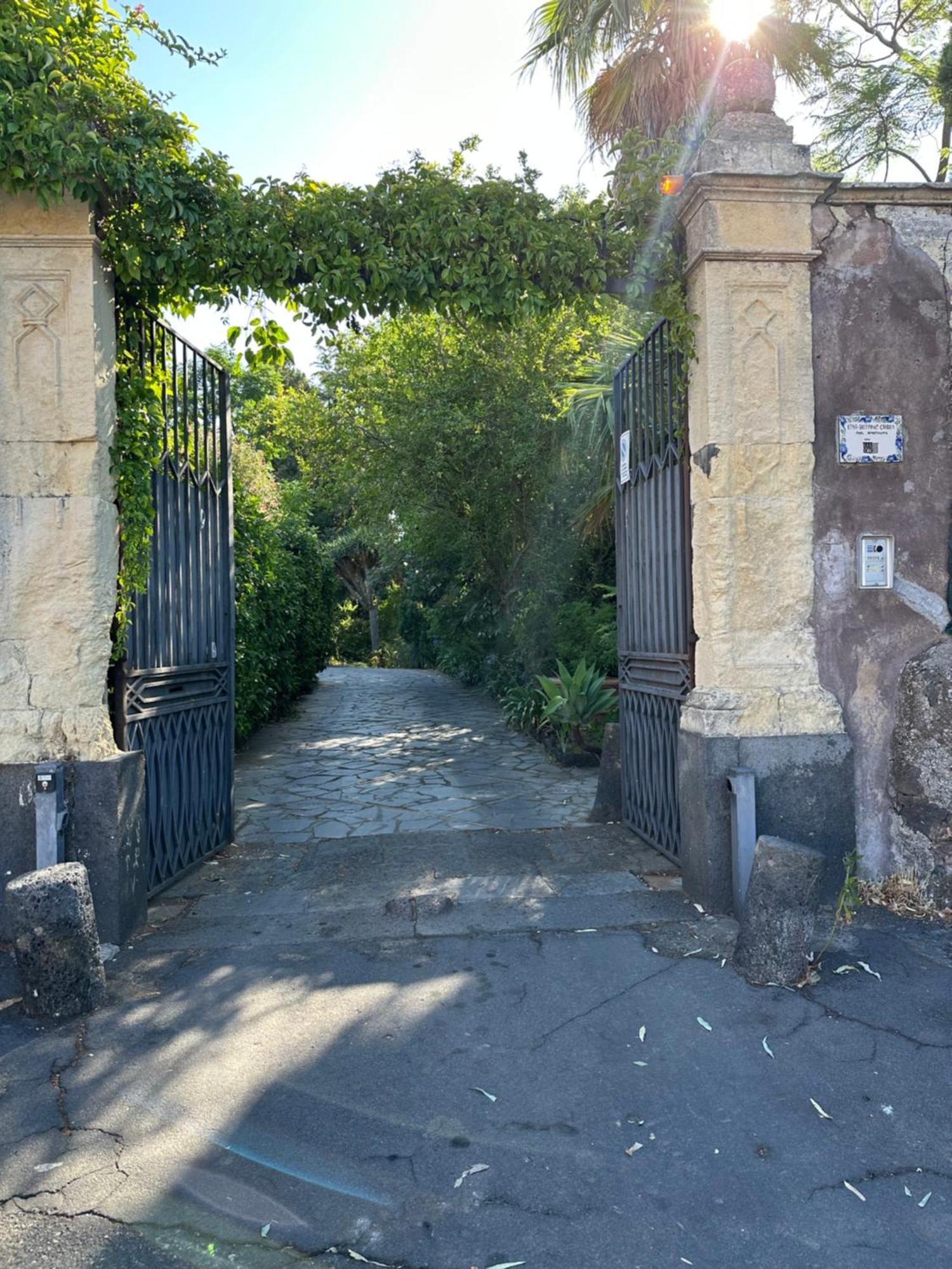Ferienwohnung Etna Botanic Garden Mascalucia Exterior foto